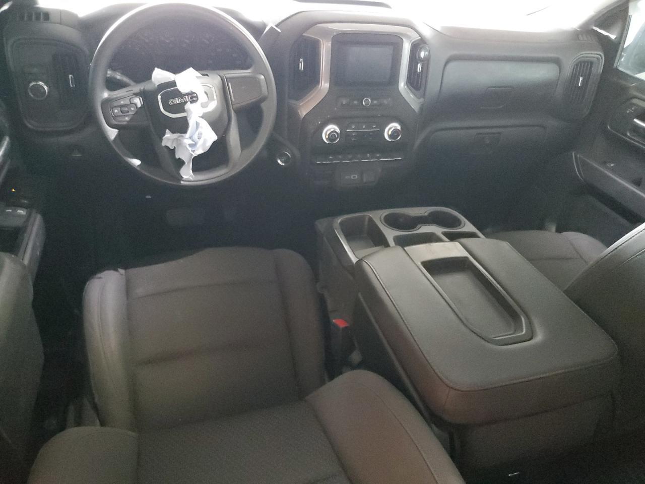 2023 GMC Sierra
