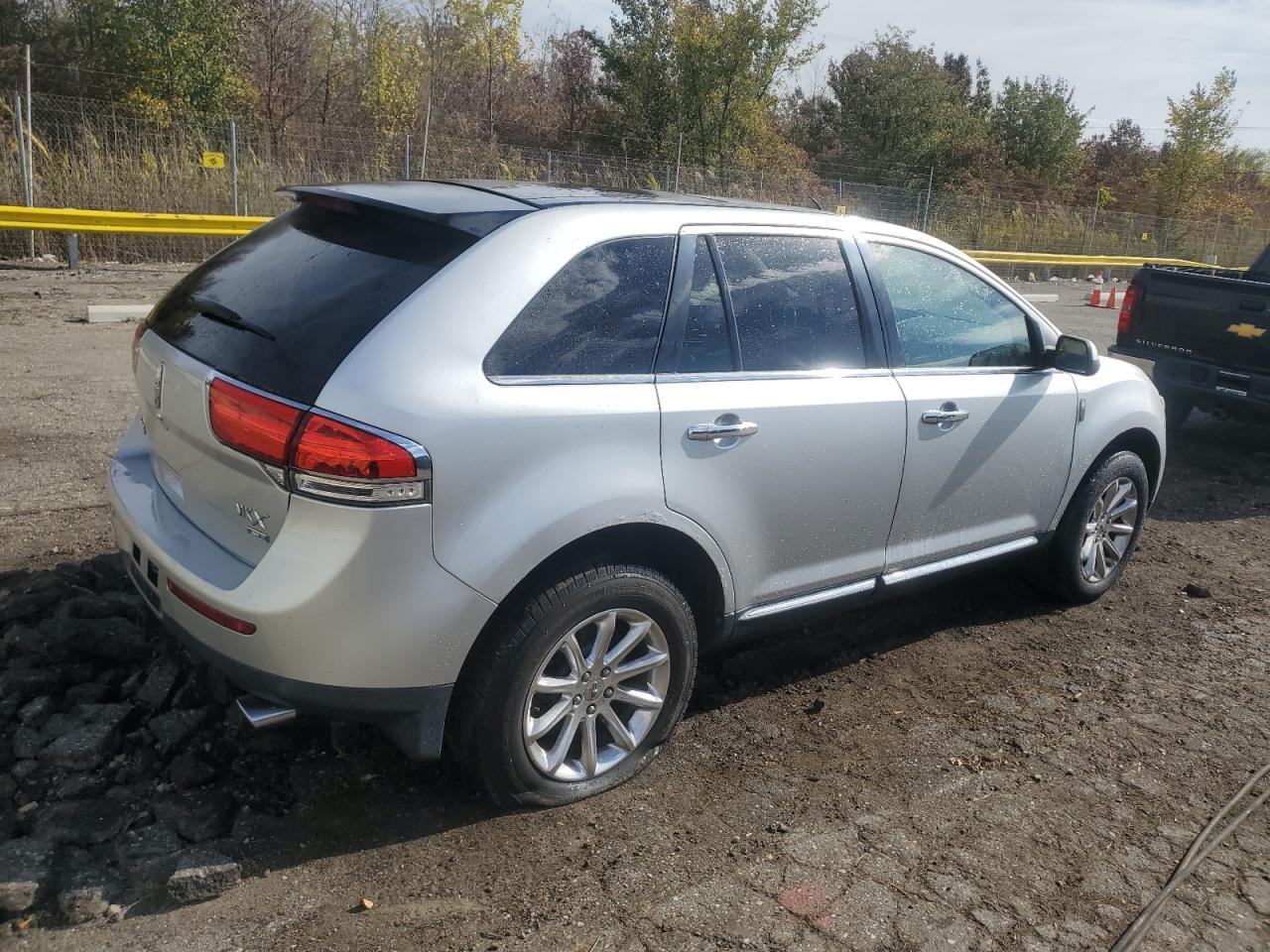 2011 LINCOLN MKX