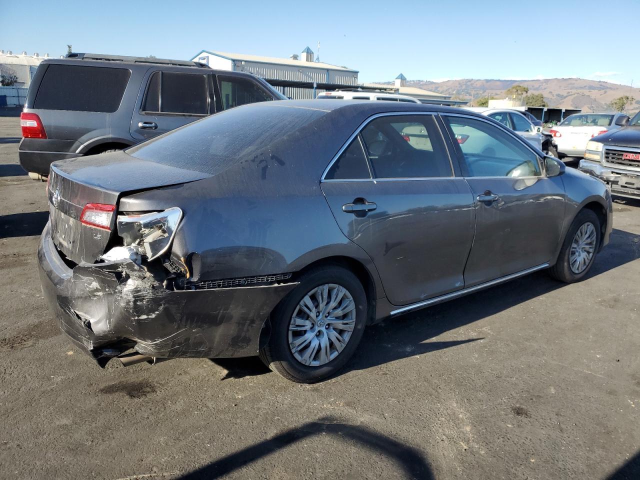 2012 TOYOTA CAMRY