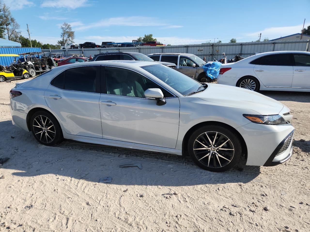 2023 TOYOTA CAMRY