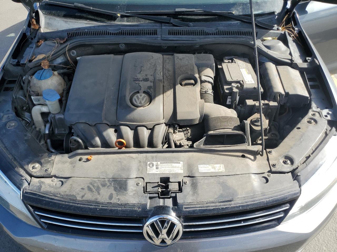 2013 VOLKSWAGEN JETTA