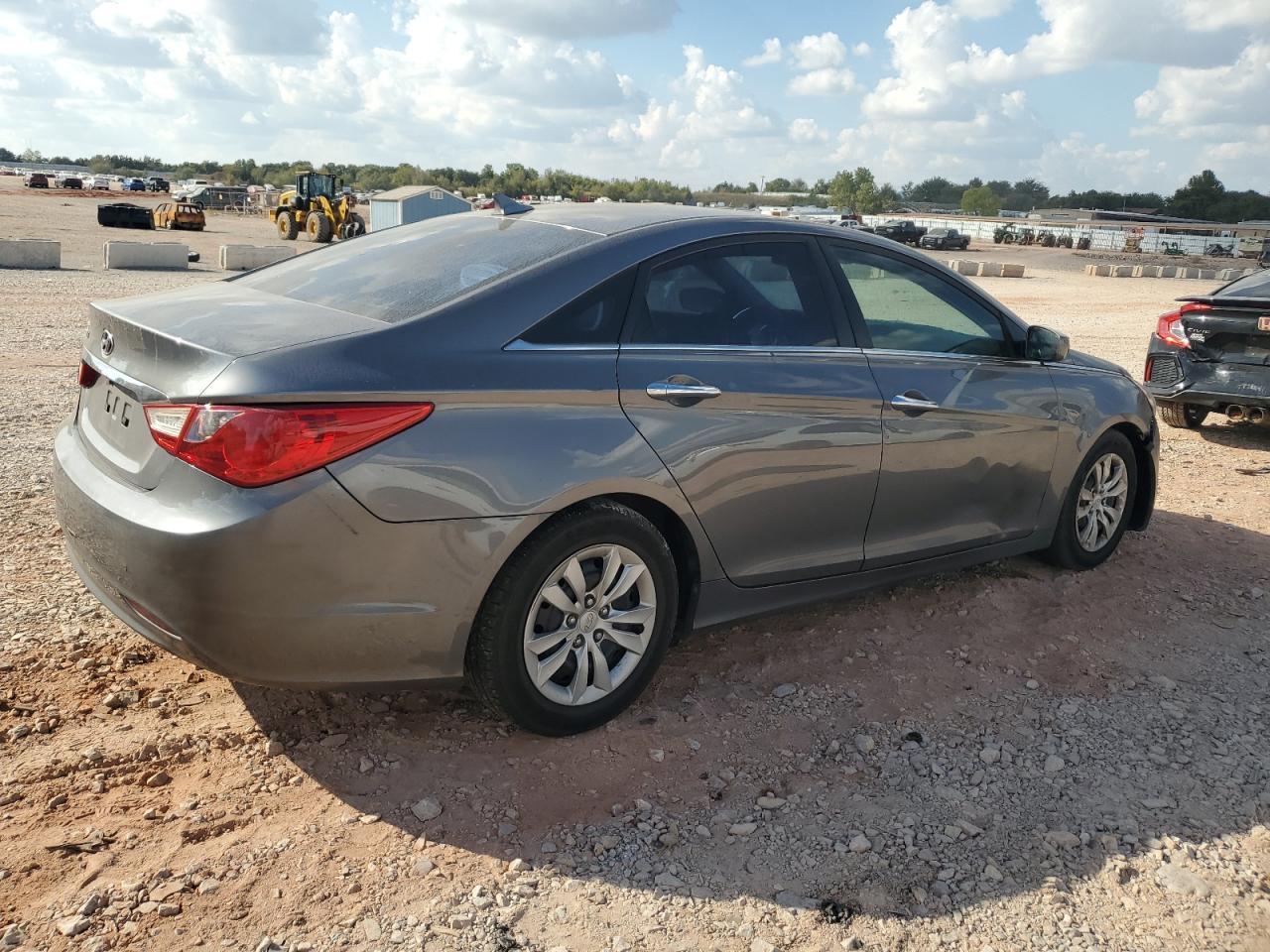 2011 HYUNDAI SONATA
