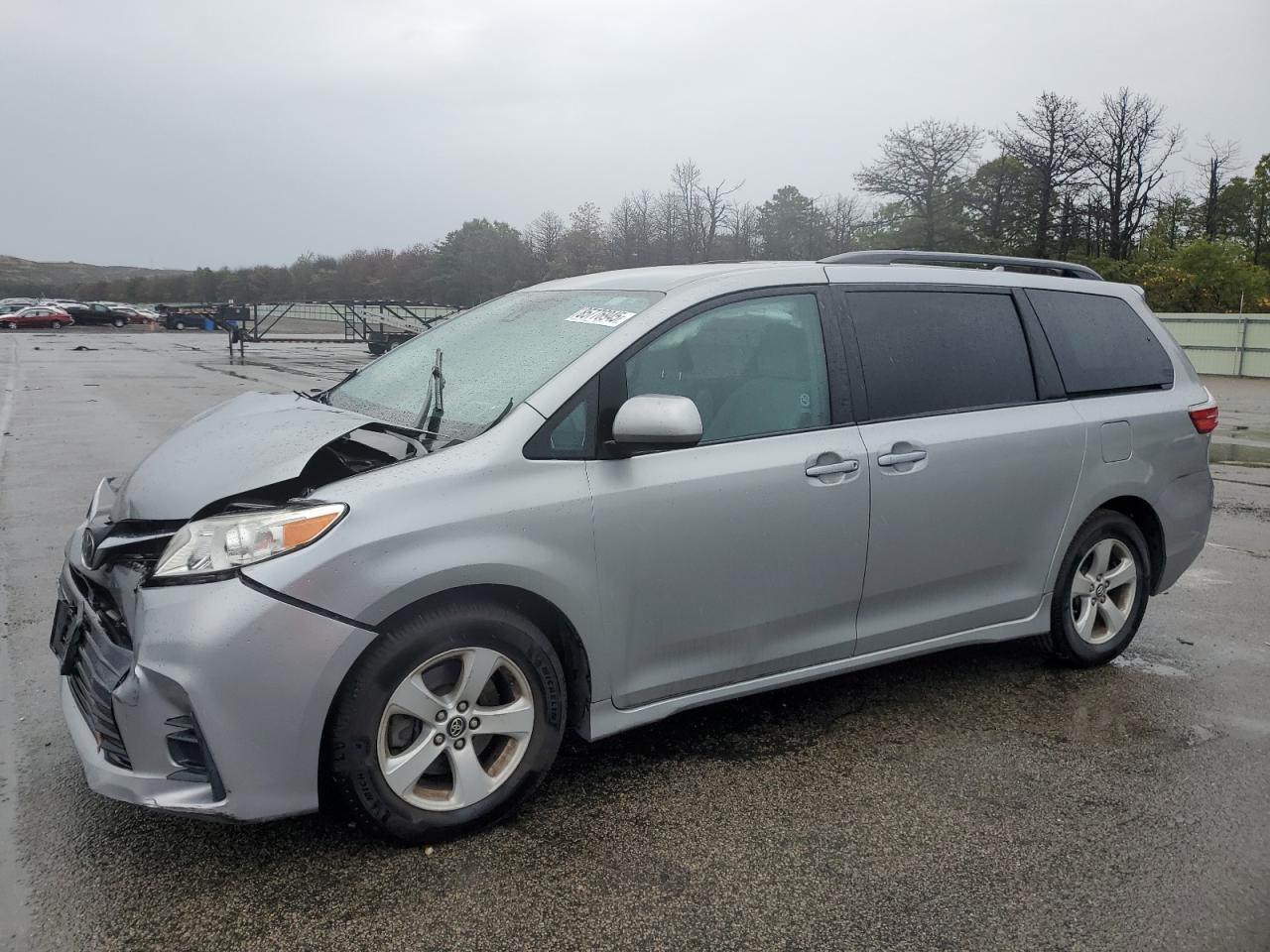 2018 TOYOTA SIENNA