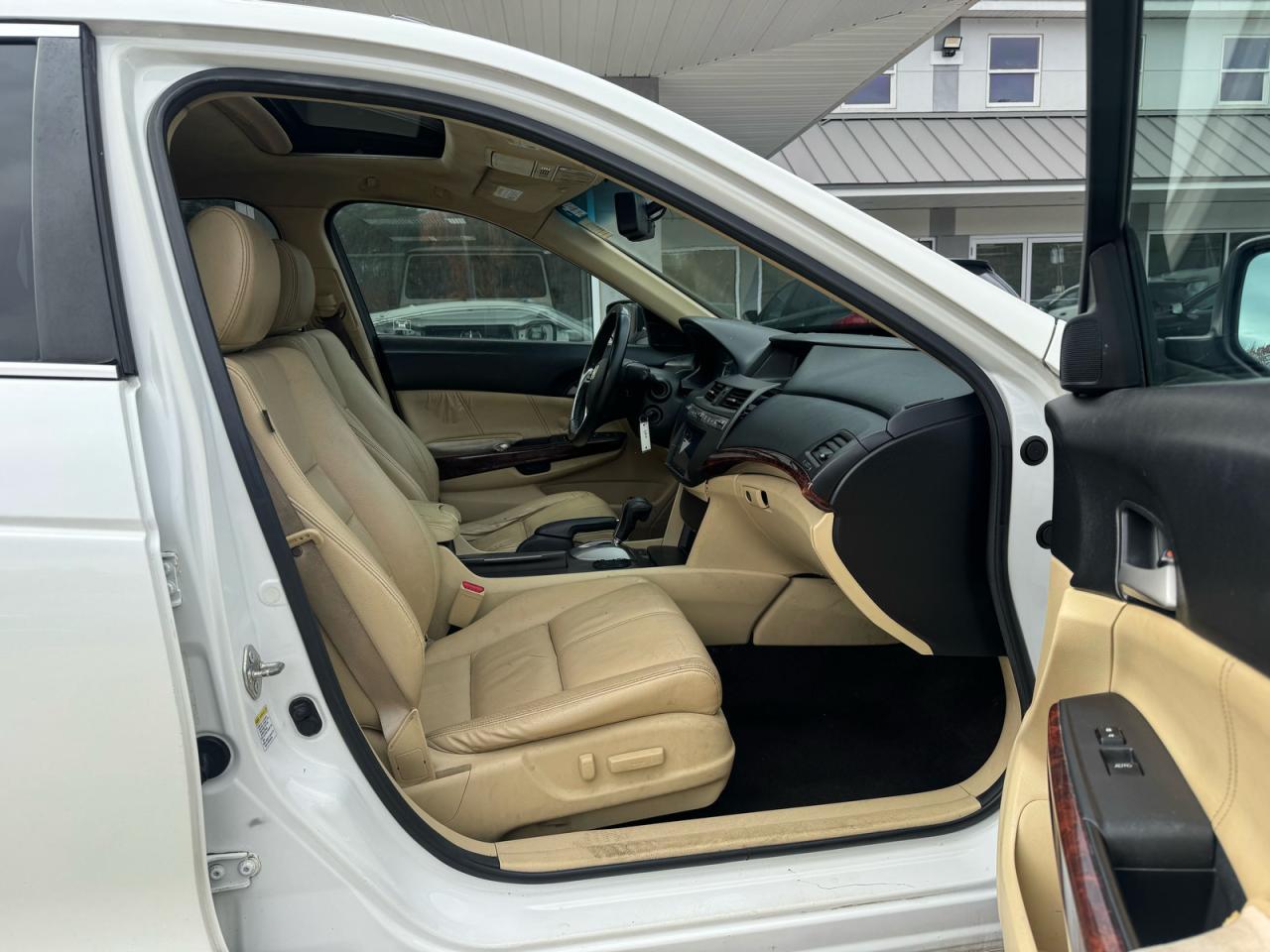 2012 HONDA Crosstour