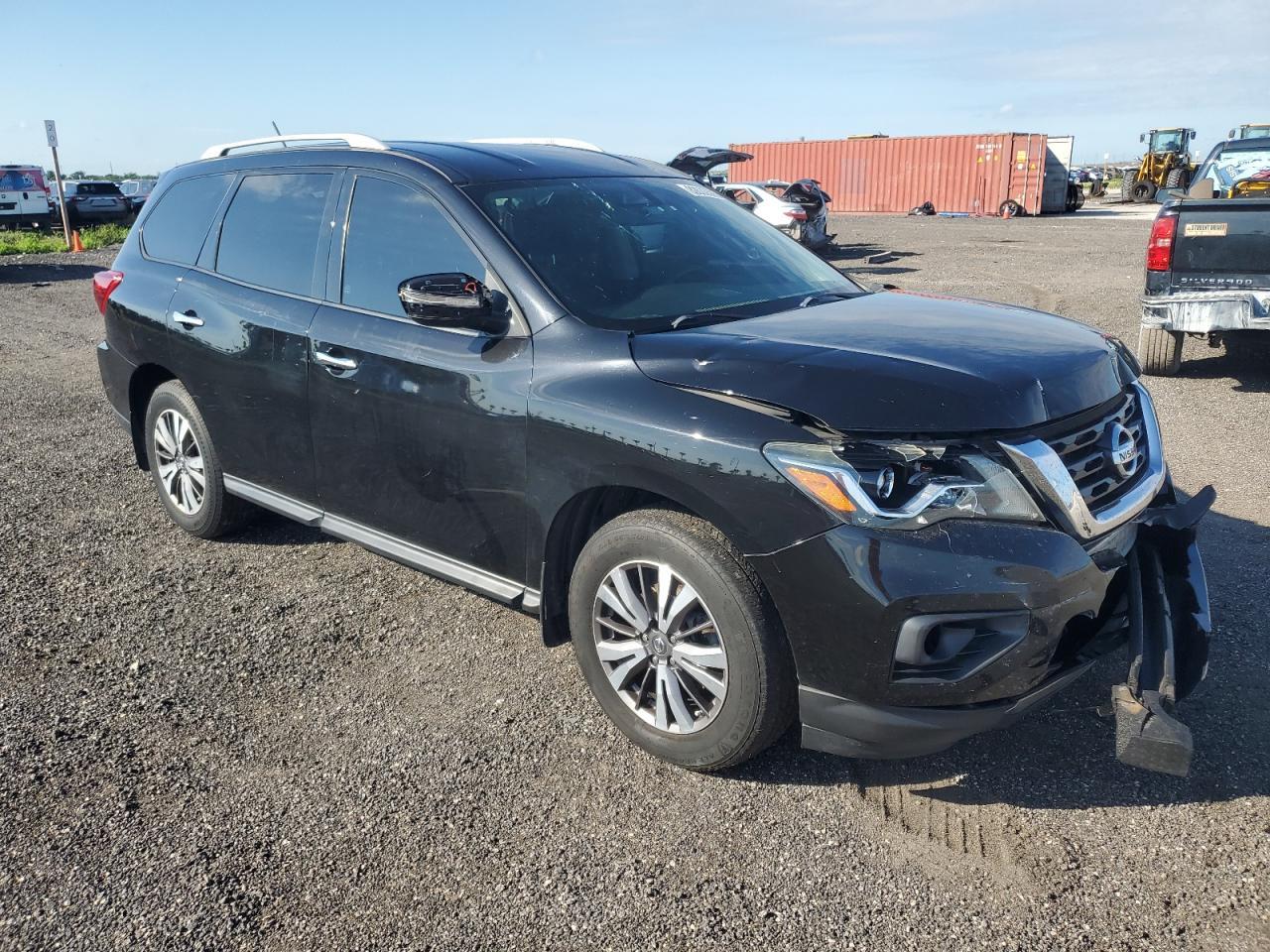 2017 NISSAN PATHFINDER