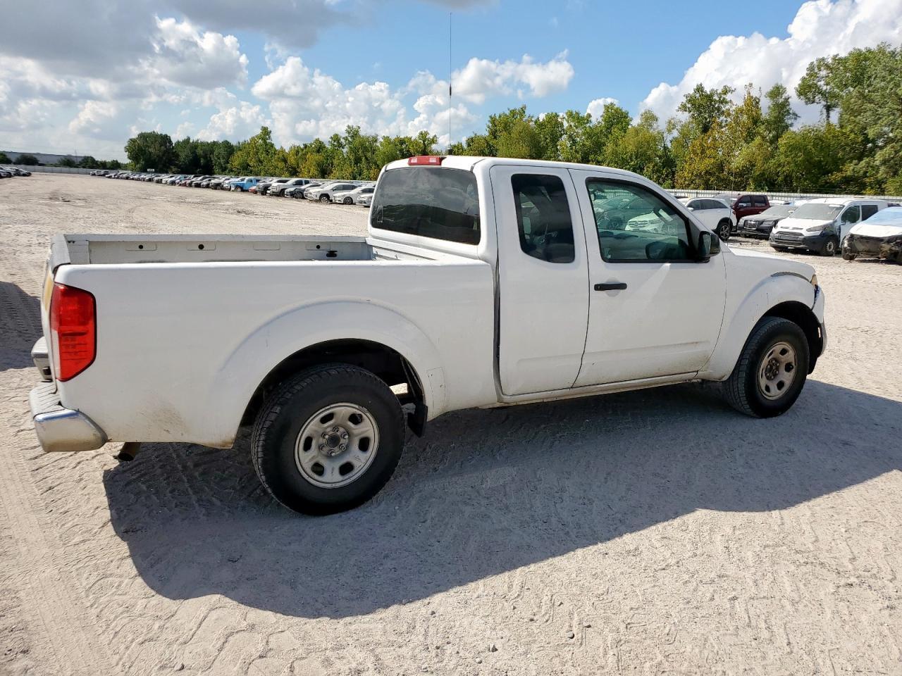 2012 NISSAN Frontier