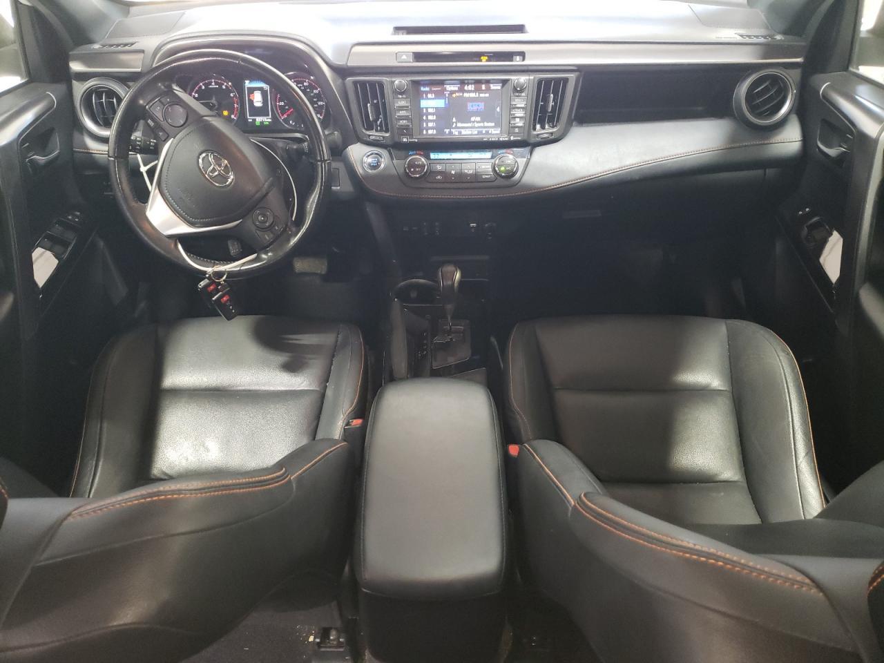2016 TOYOTA RAV4