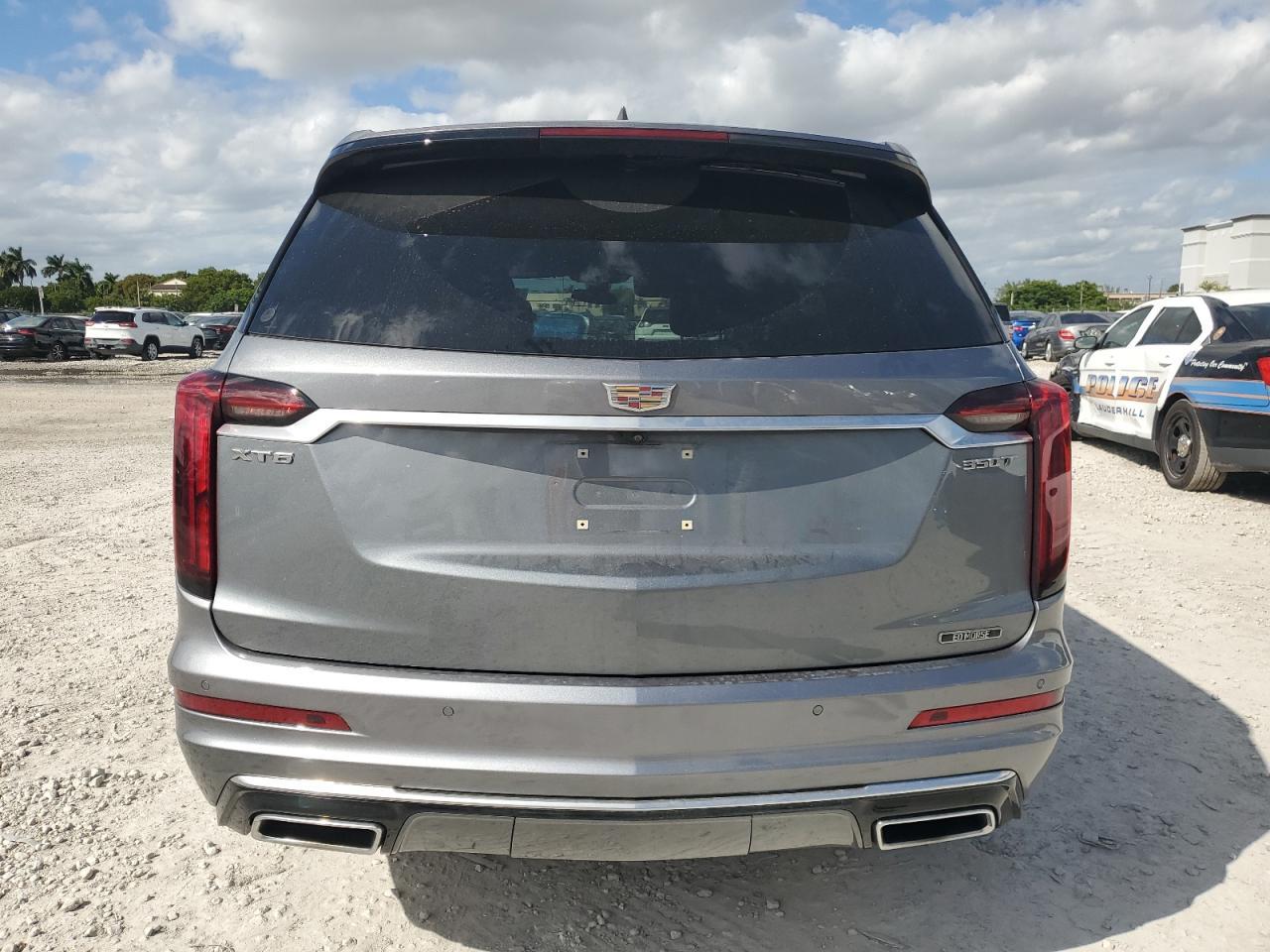 2022 CADILLAC XT6