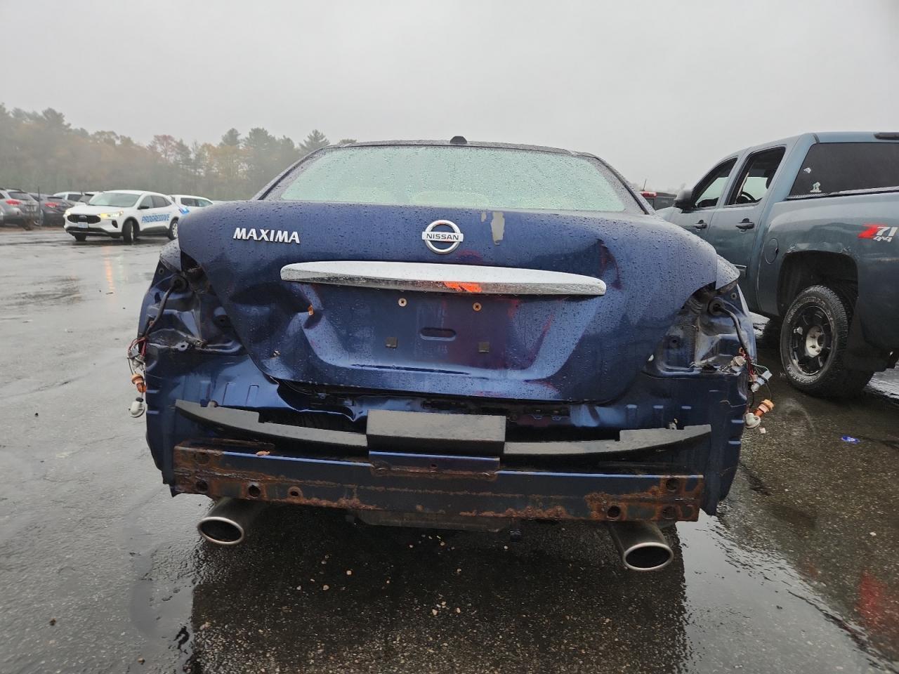 2012 NISSAN Maxima