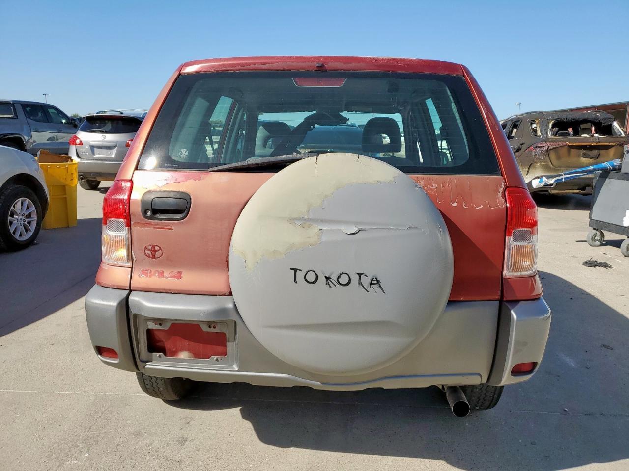2002 TOYOTA RAV4