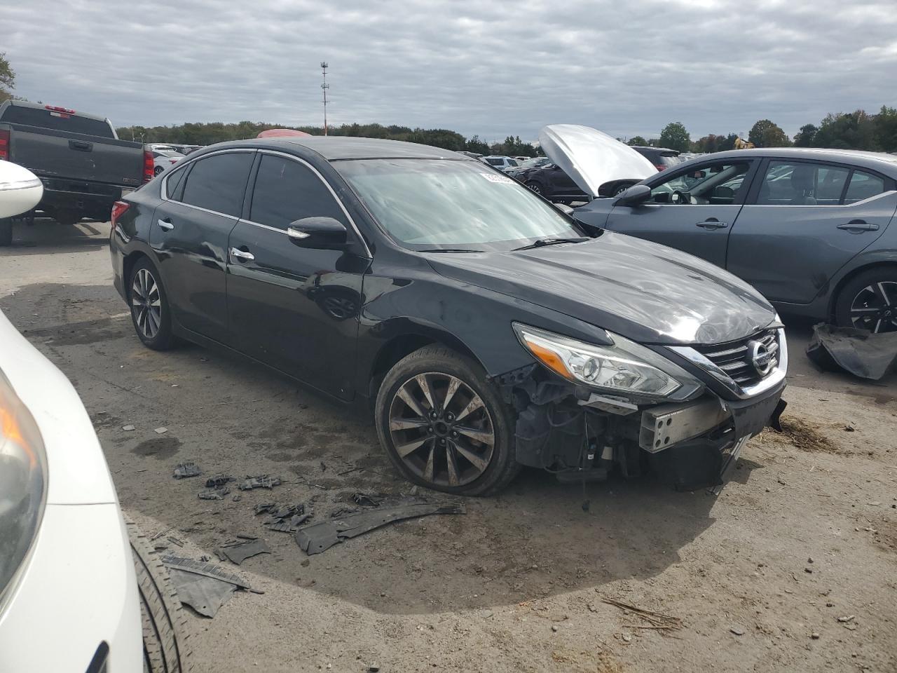 2017 NISSAN ALTIMA