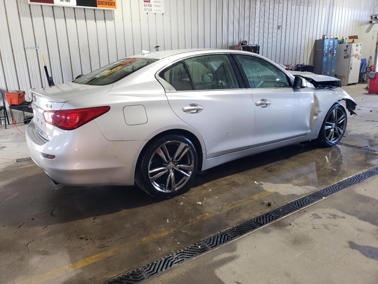 2014 INFINITI Q50