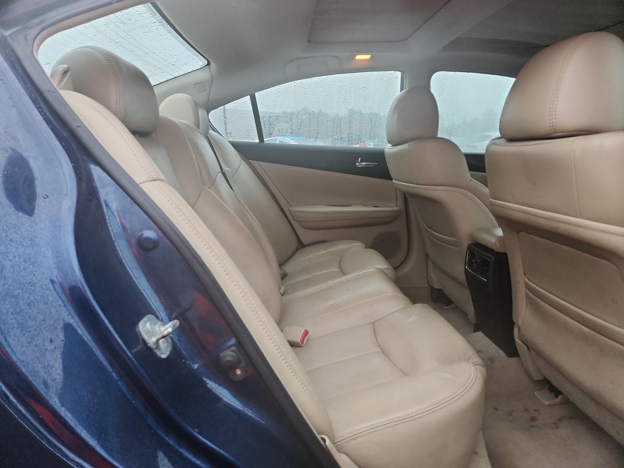 2012 NISSAN Maxima