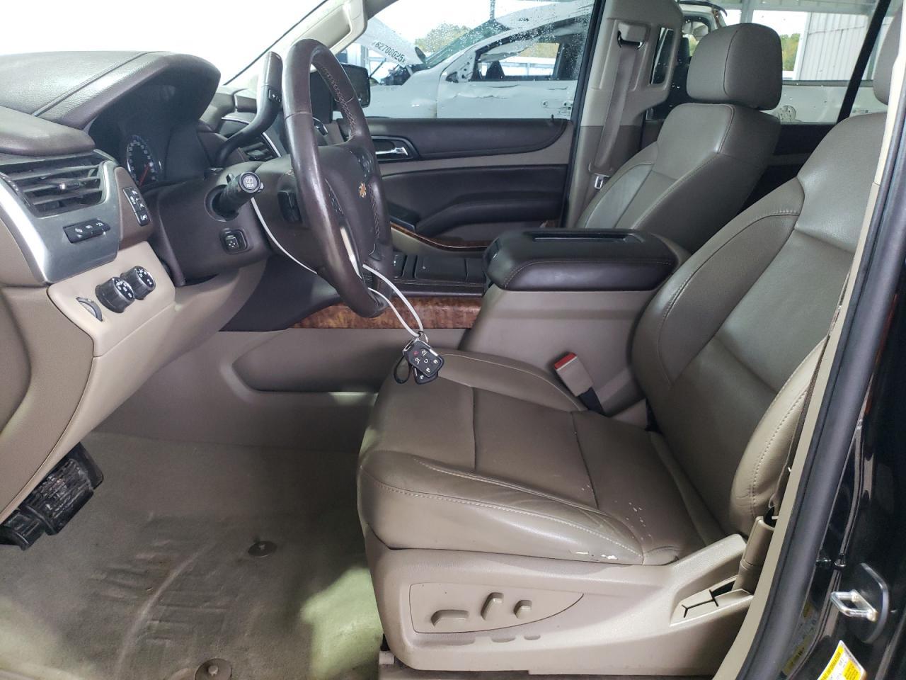 2016 CHEVROLET Suburban