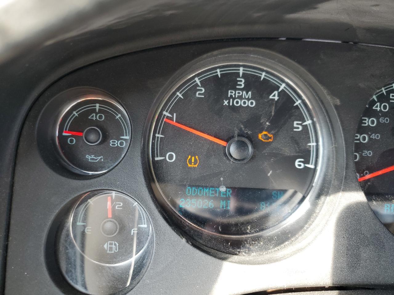2011 CHEVROLET Suburban