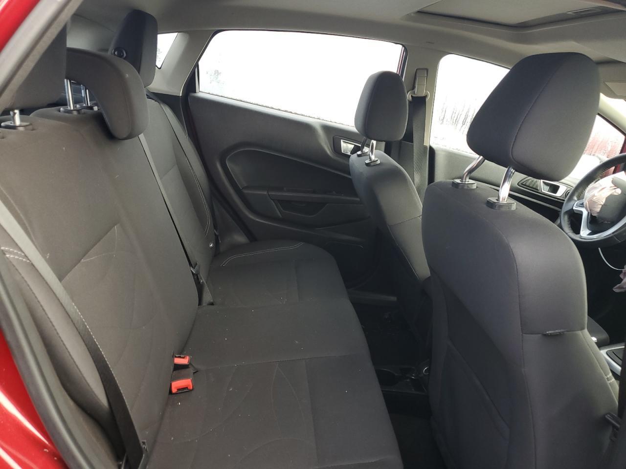 2016 FORD Fiesta