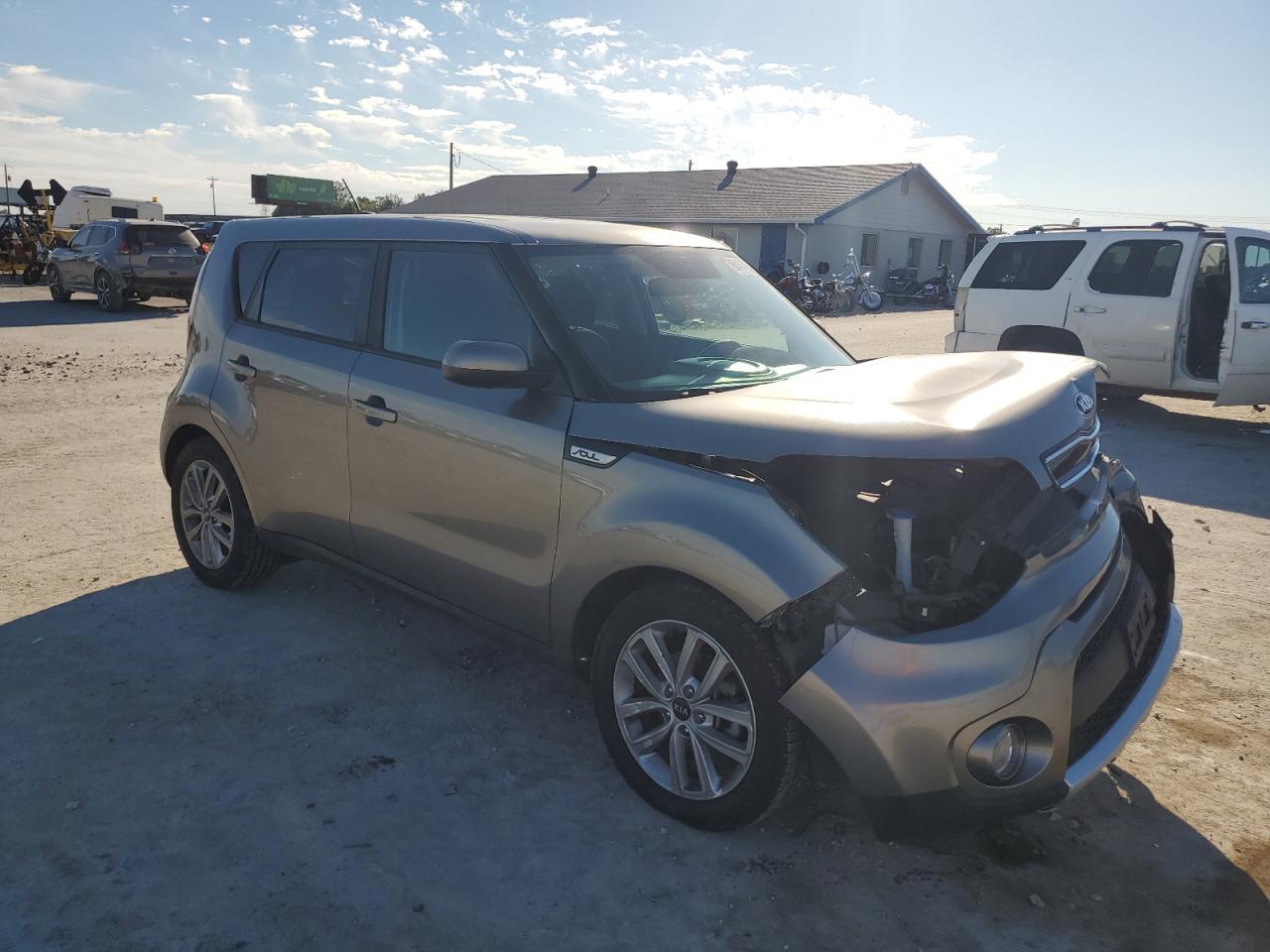 2018 KIA SOUL