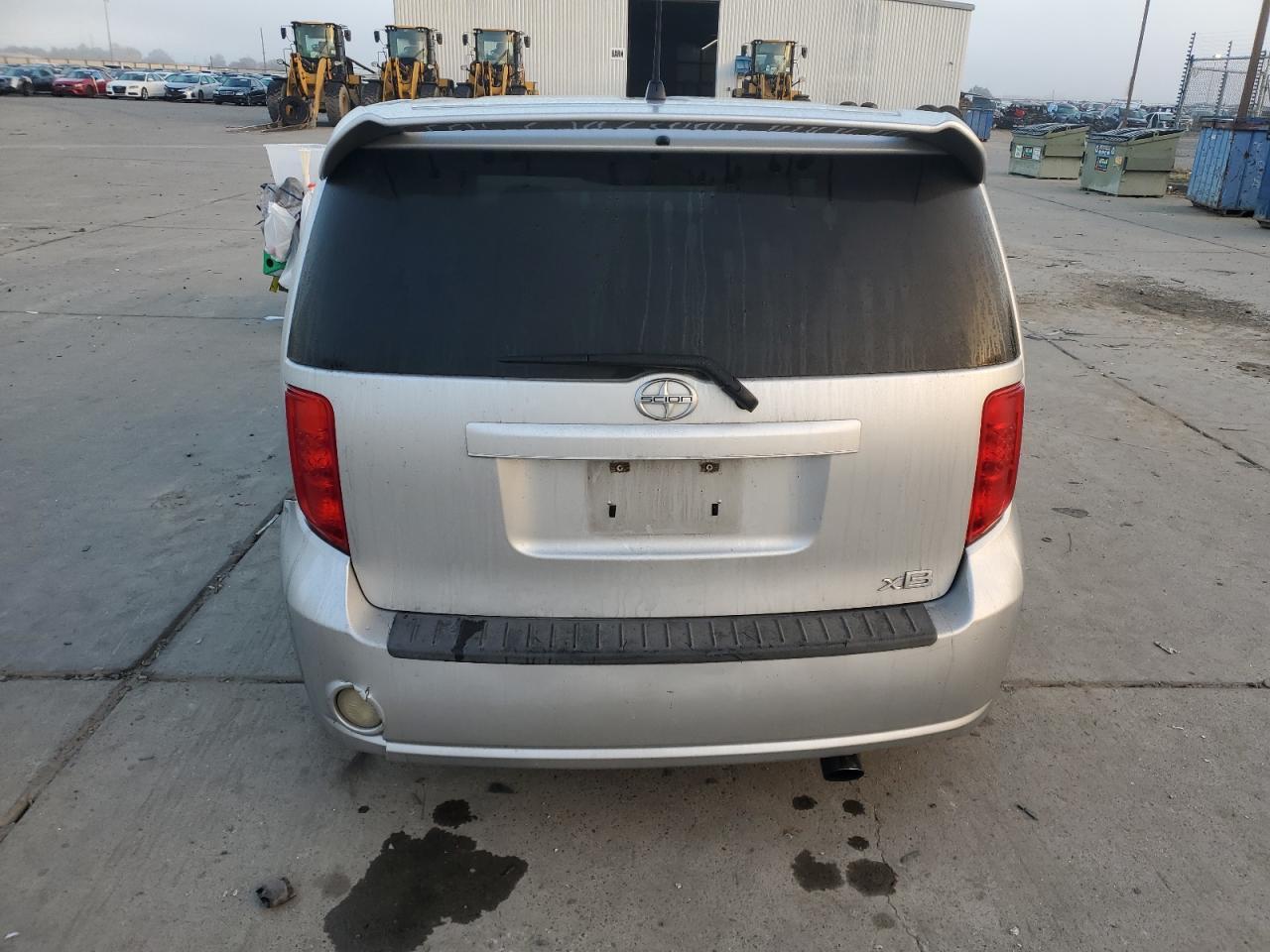 2010 TOYOTA SCION