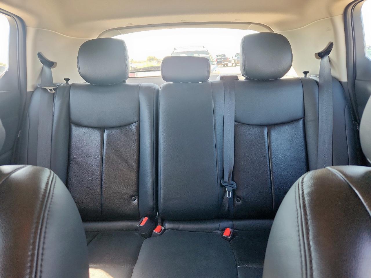 2021 NISSAN LEAF