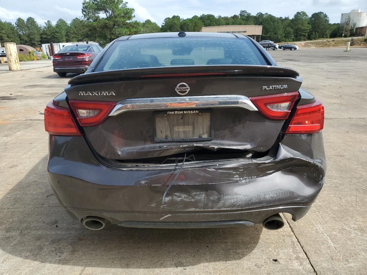 2016 NISSAN Maxima