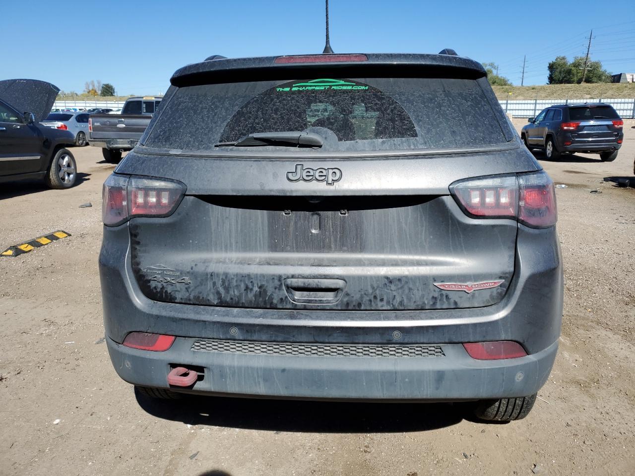 2021 JEEP Compass