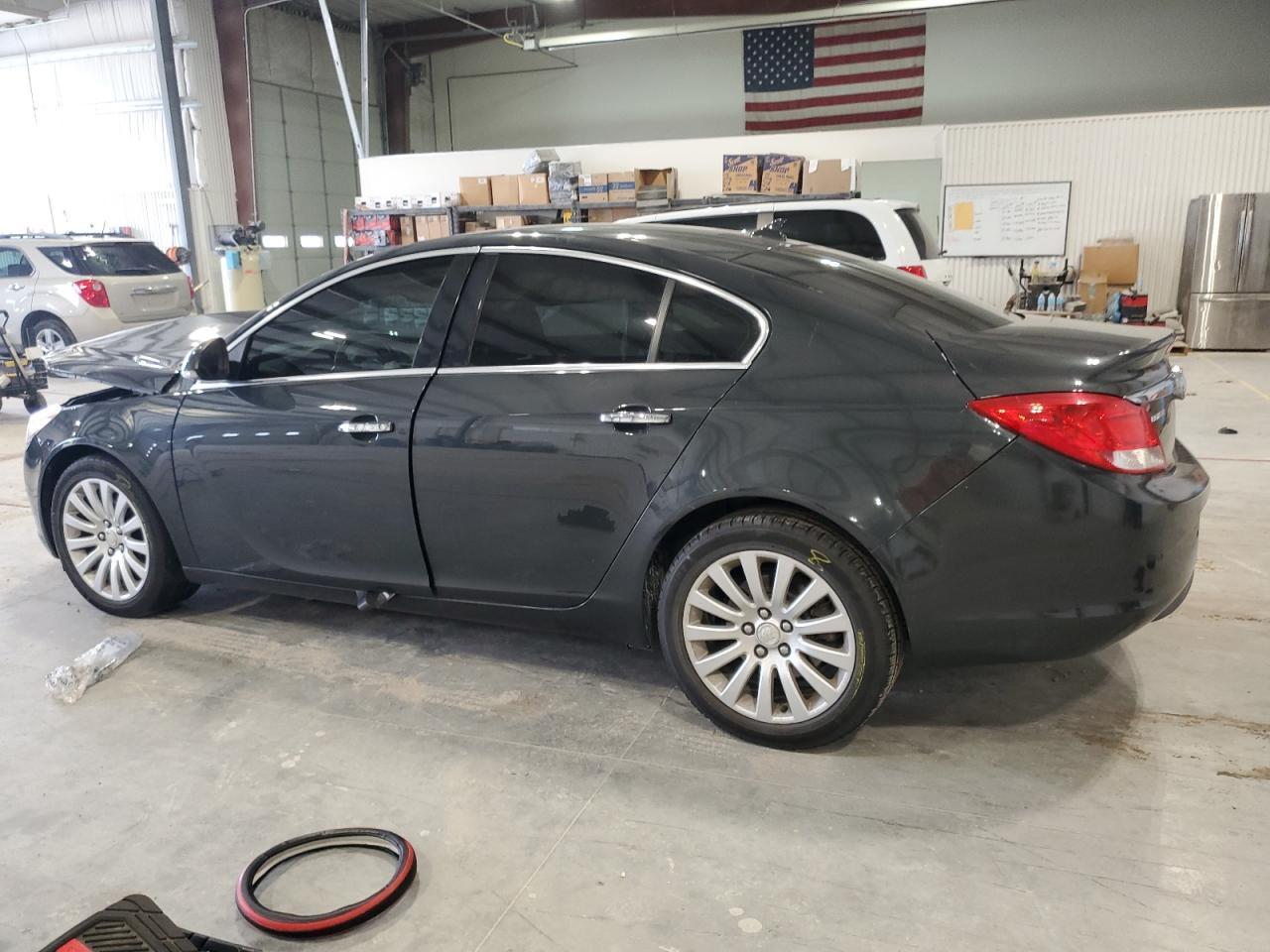 2013 BUICK Regal