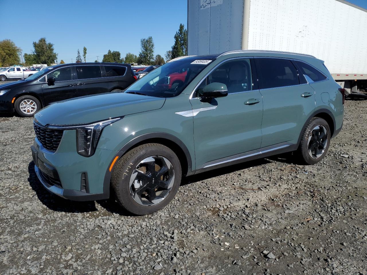 2025 KIA SORENTO