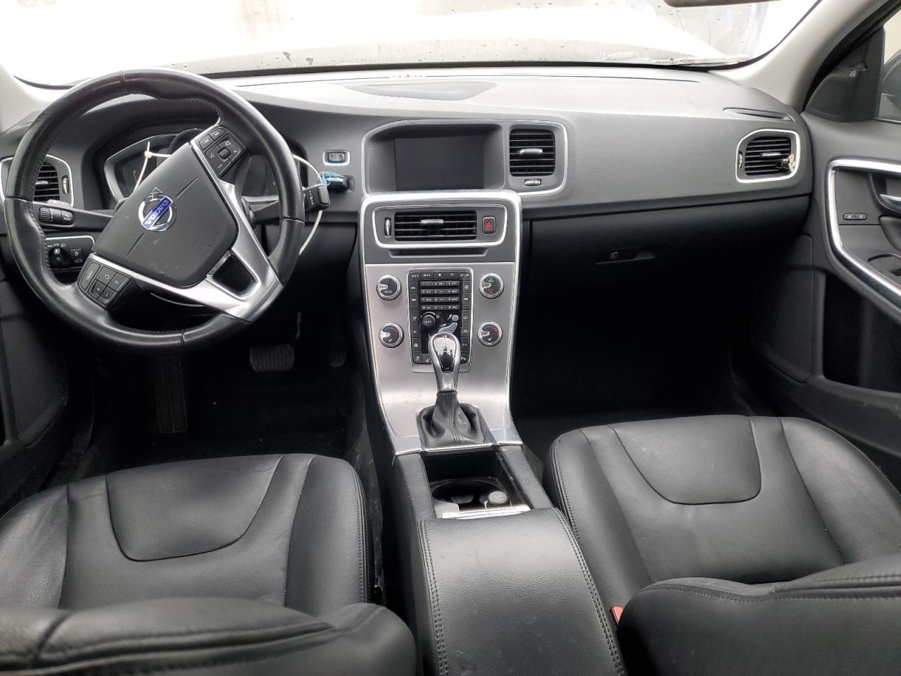 2018 VOLVO S60