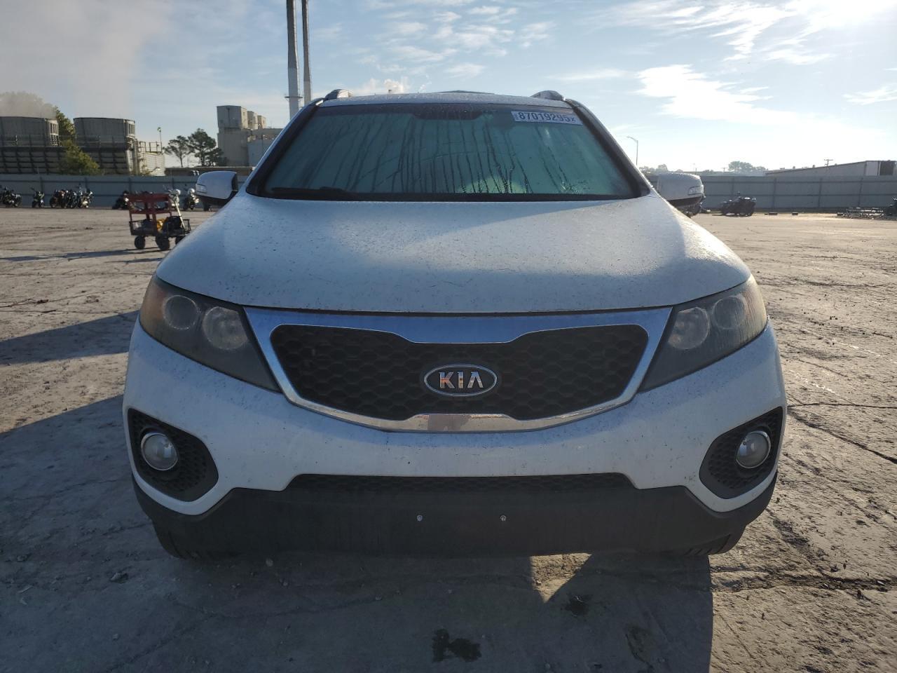 2011 KIA SORENTO