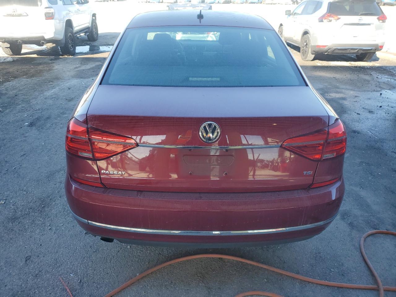 2016 VOLKSWAGEN Passat