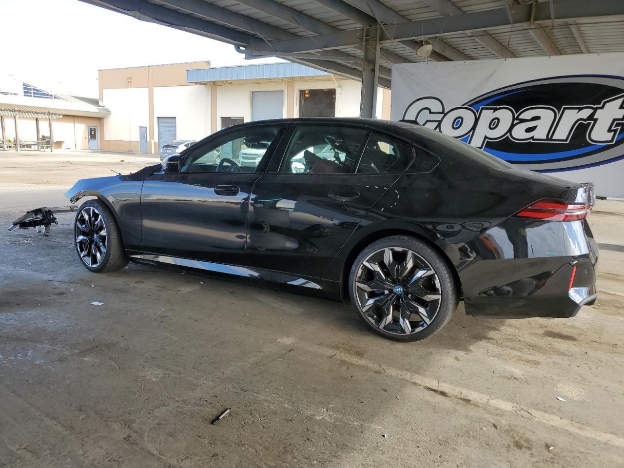 2024 BMW i5
