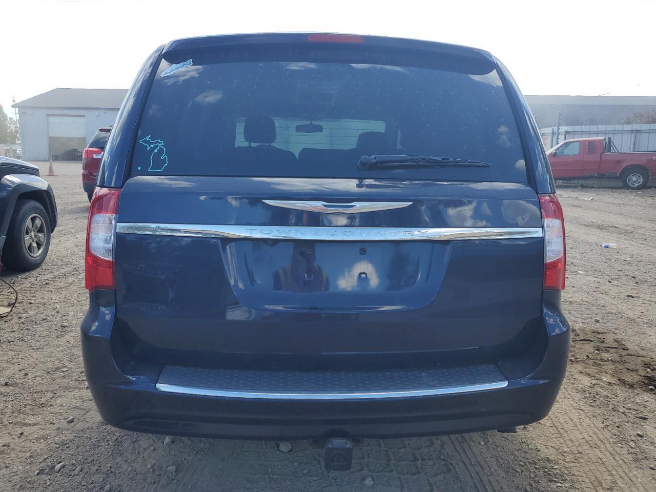 2015 CHRYSLER Town & Country