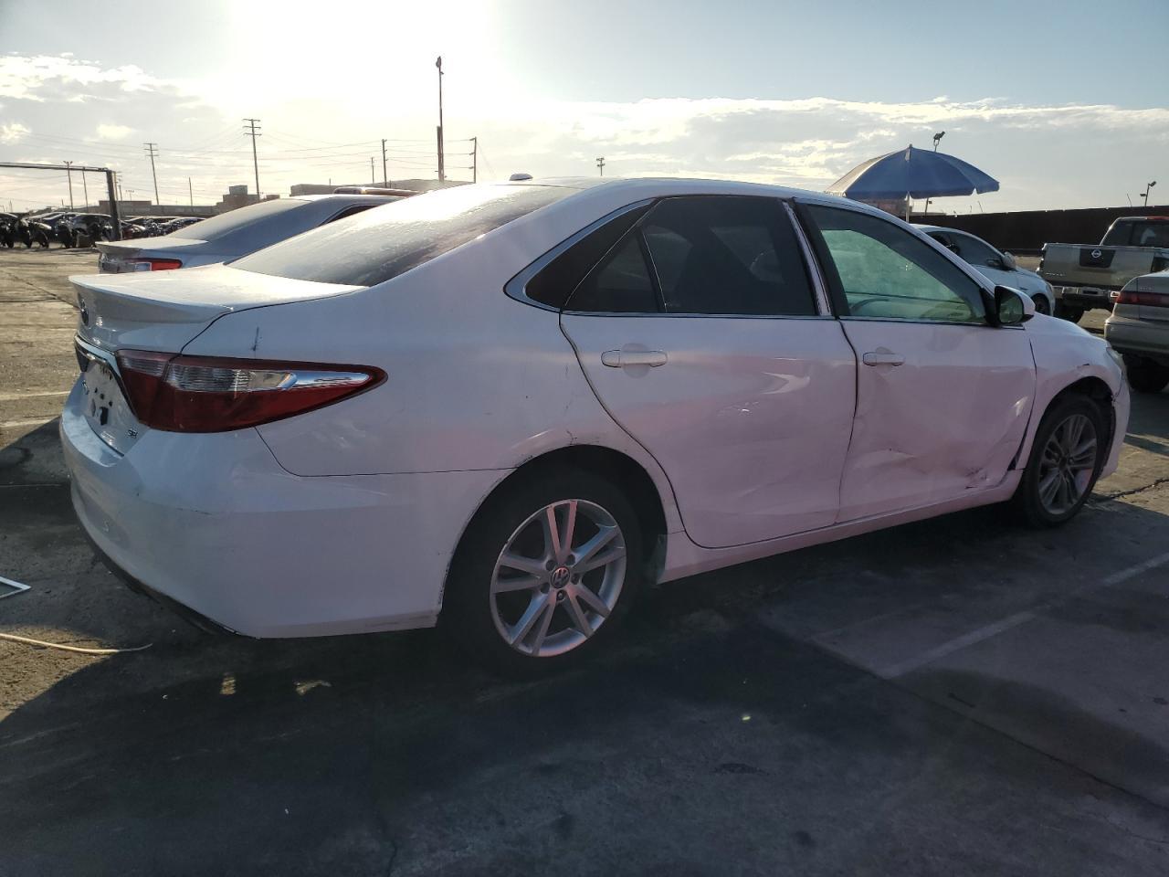 2017 TOYOTA CAMRY