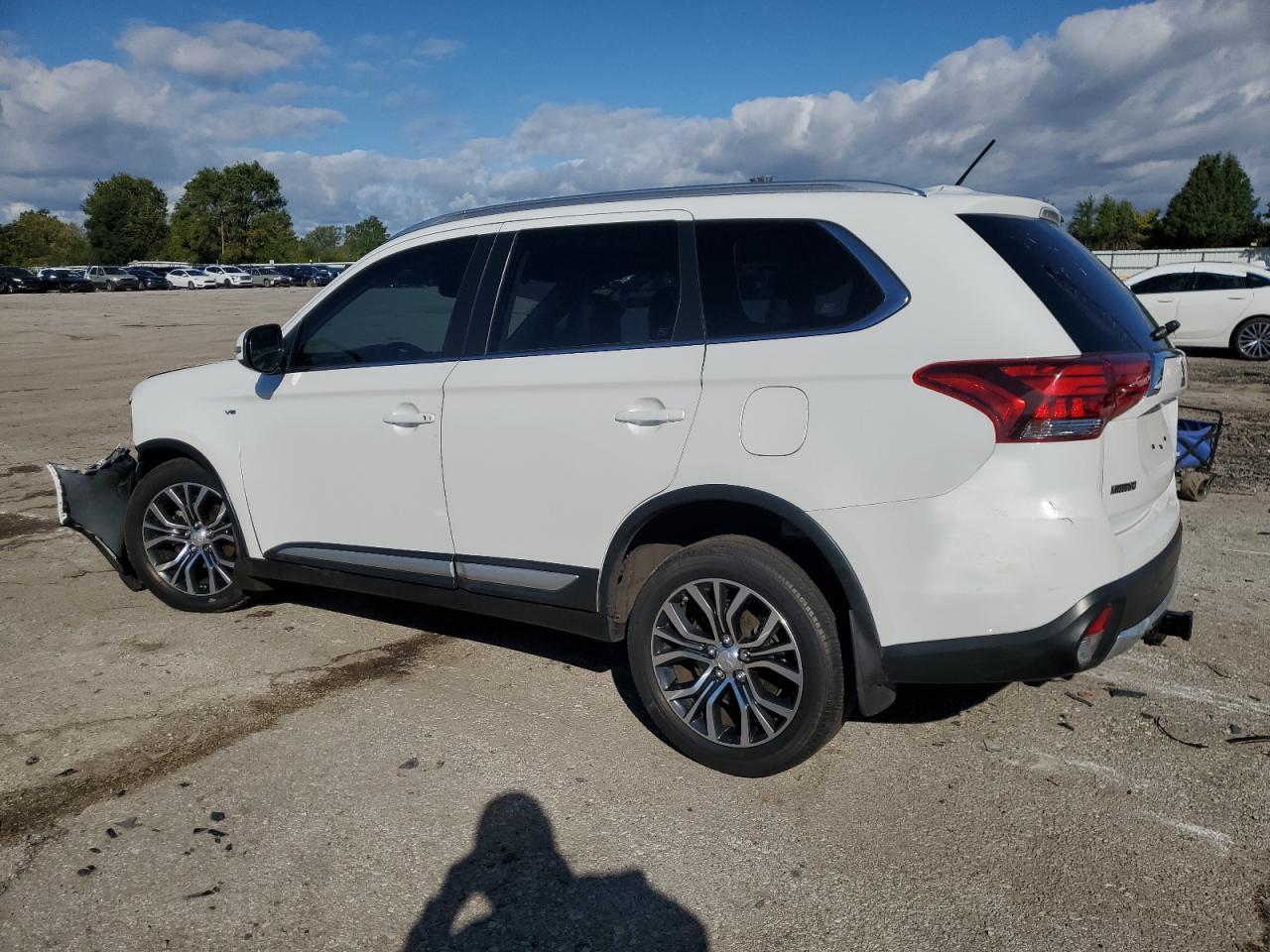2016 MITSUBISHI outlander