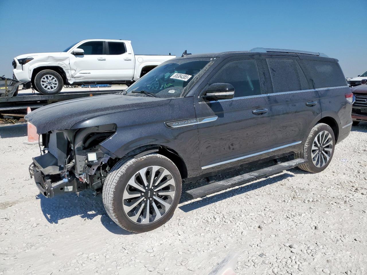 2024 LINCOLN Navigator