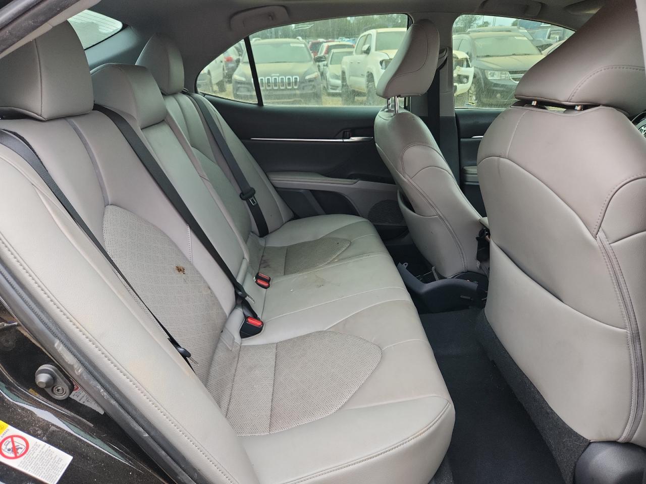 2019 TOYOTA CAMRY