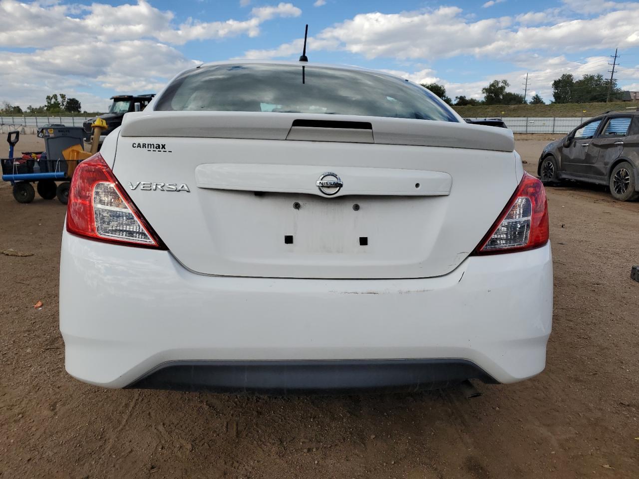 2019 NISSAN VERSA