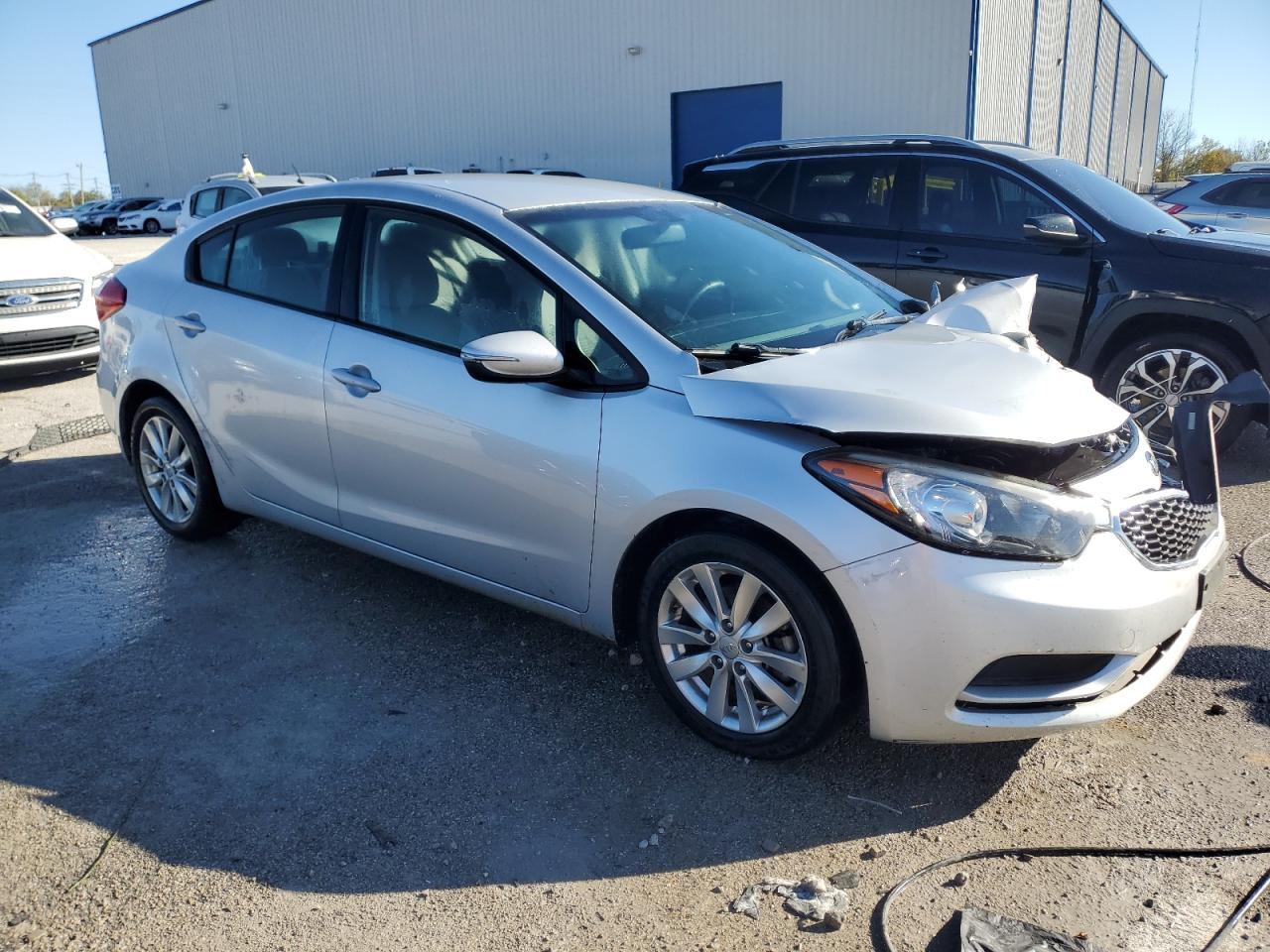 2016 KIA FORTE
