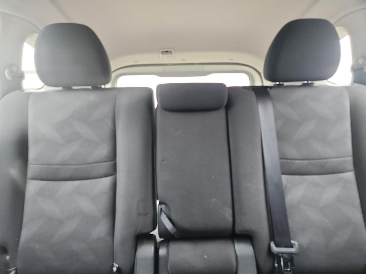 2016 NISSAN ROGUE