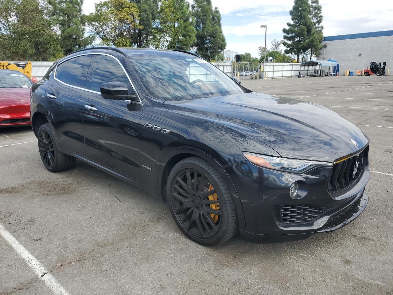 2017 MASERATI Levante