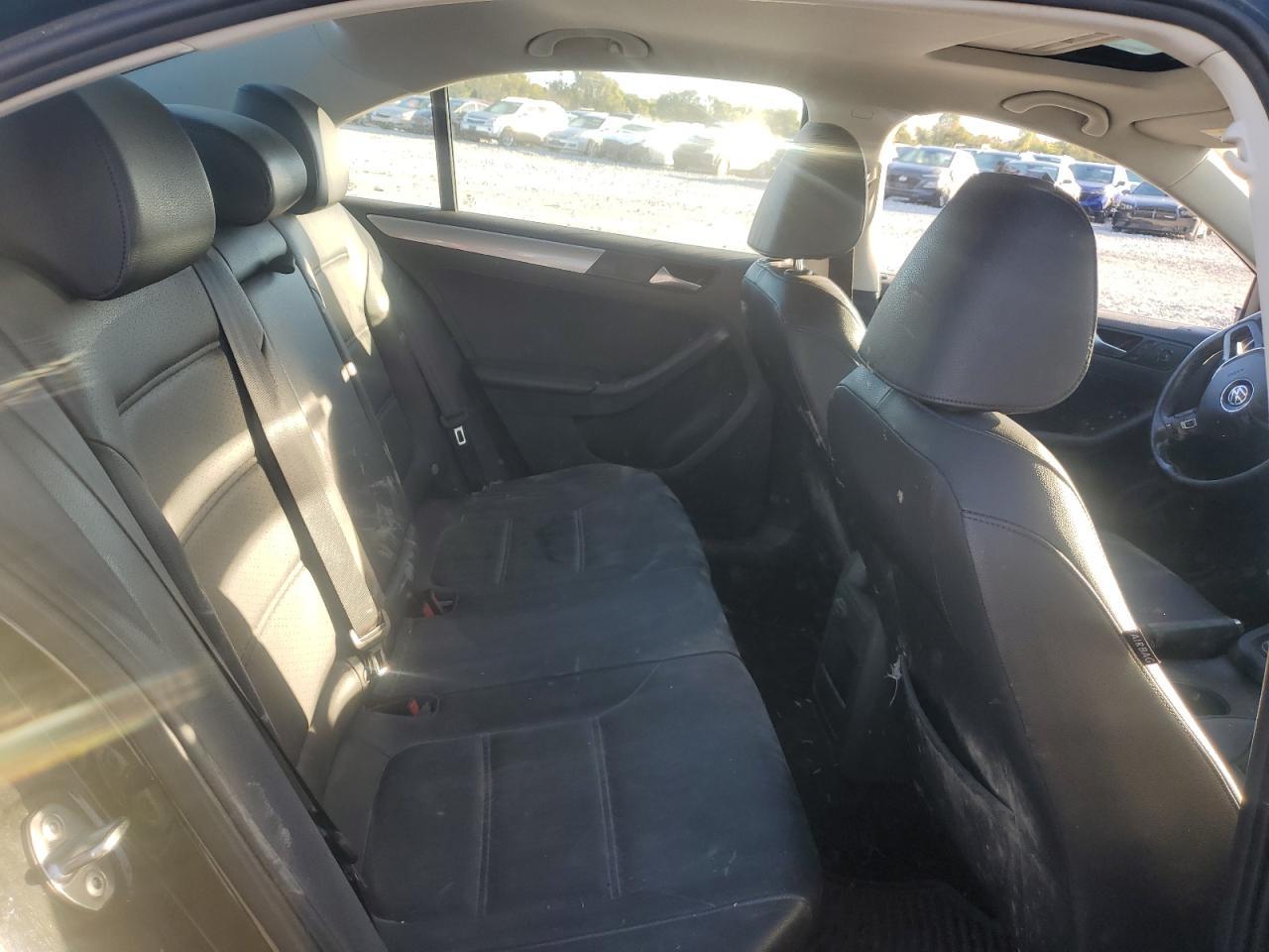 2018 VOLKSWAGEN JETTA