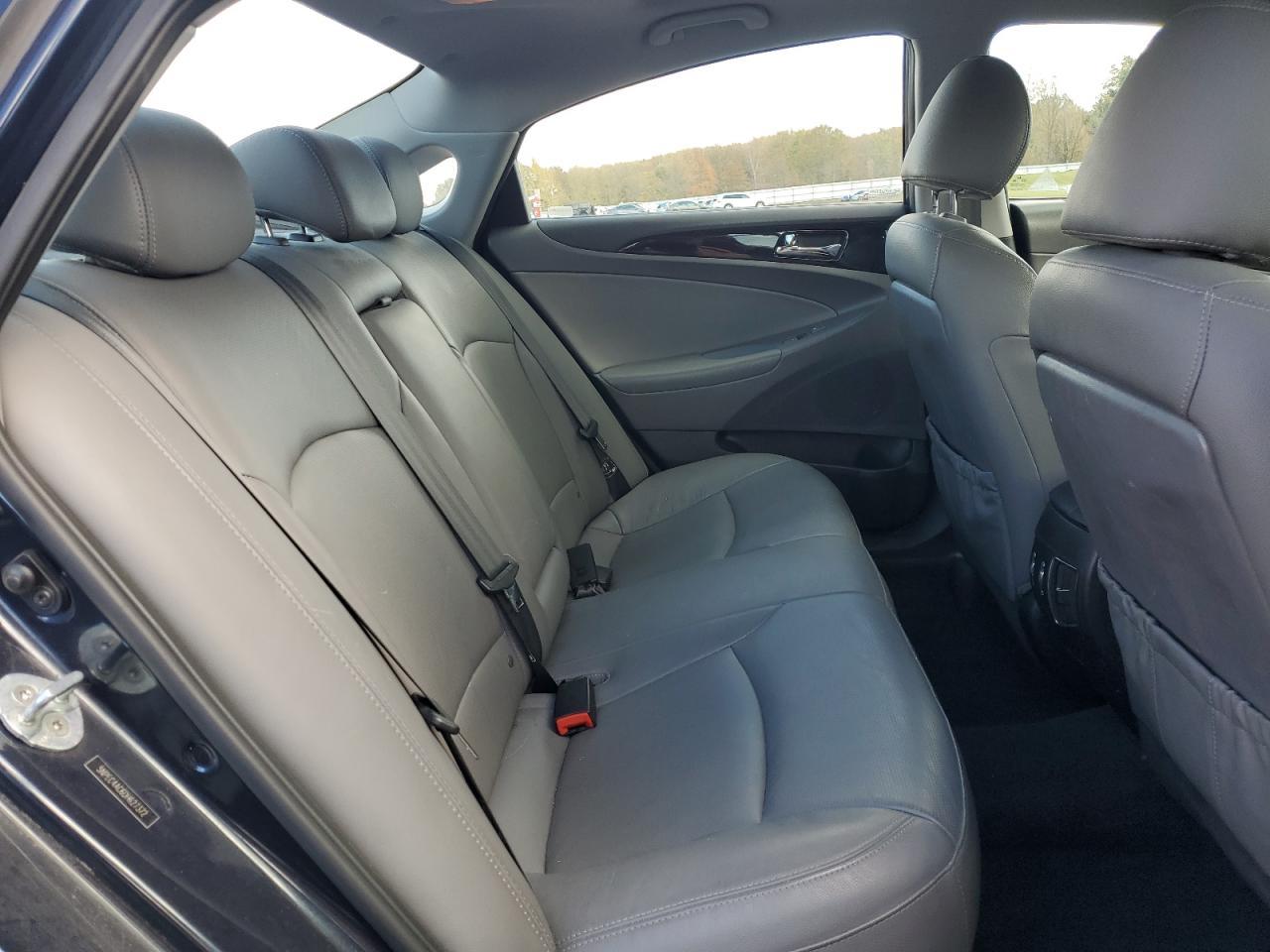 2013 HYUNDAI SONATA