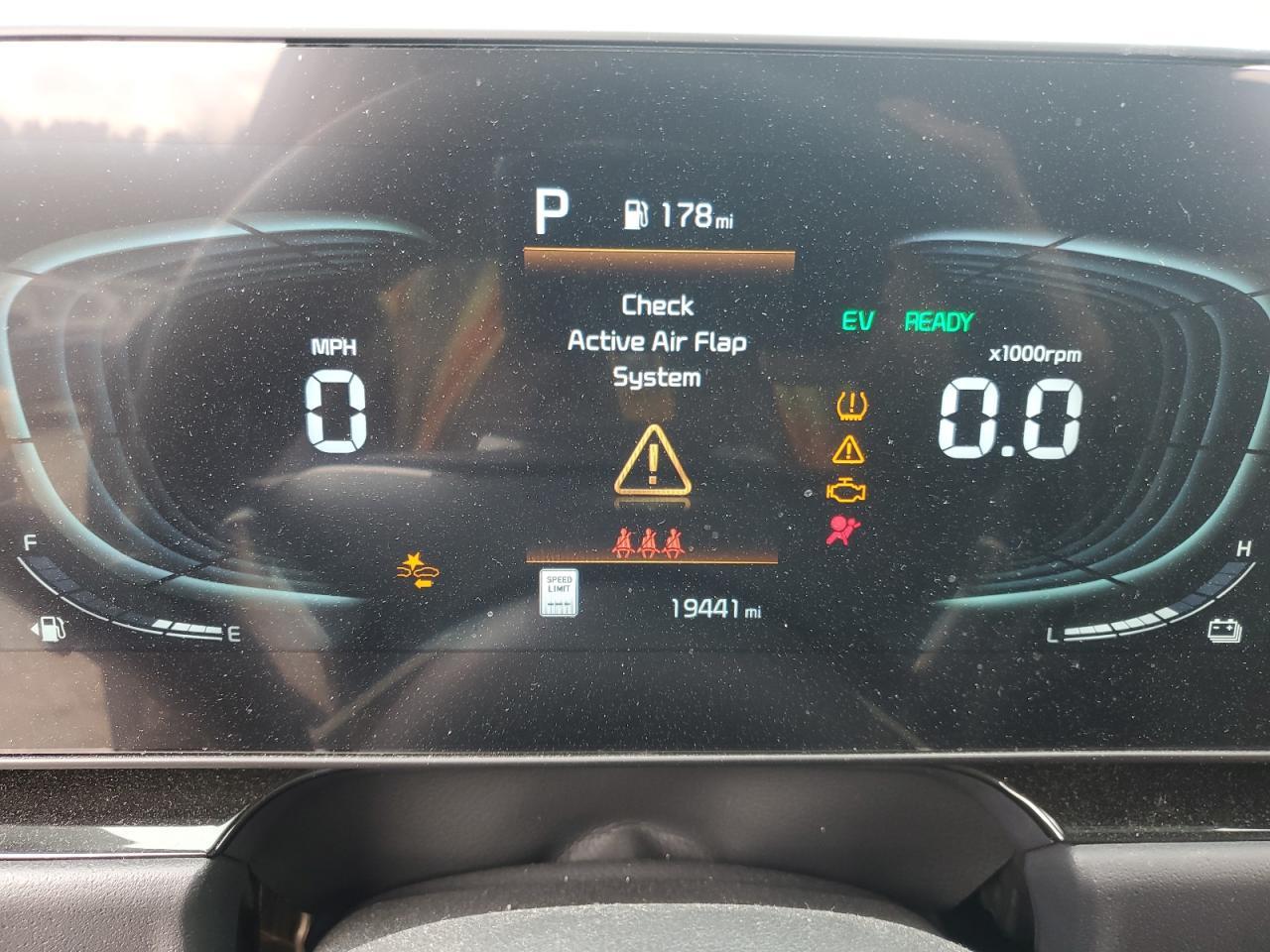 2025 KIA Niro