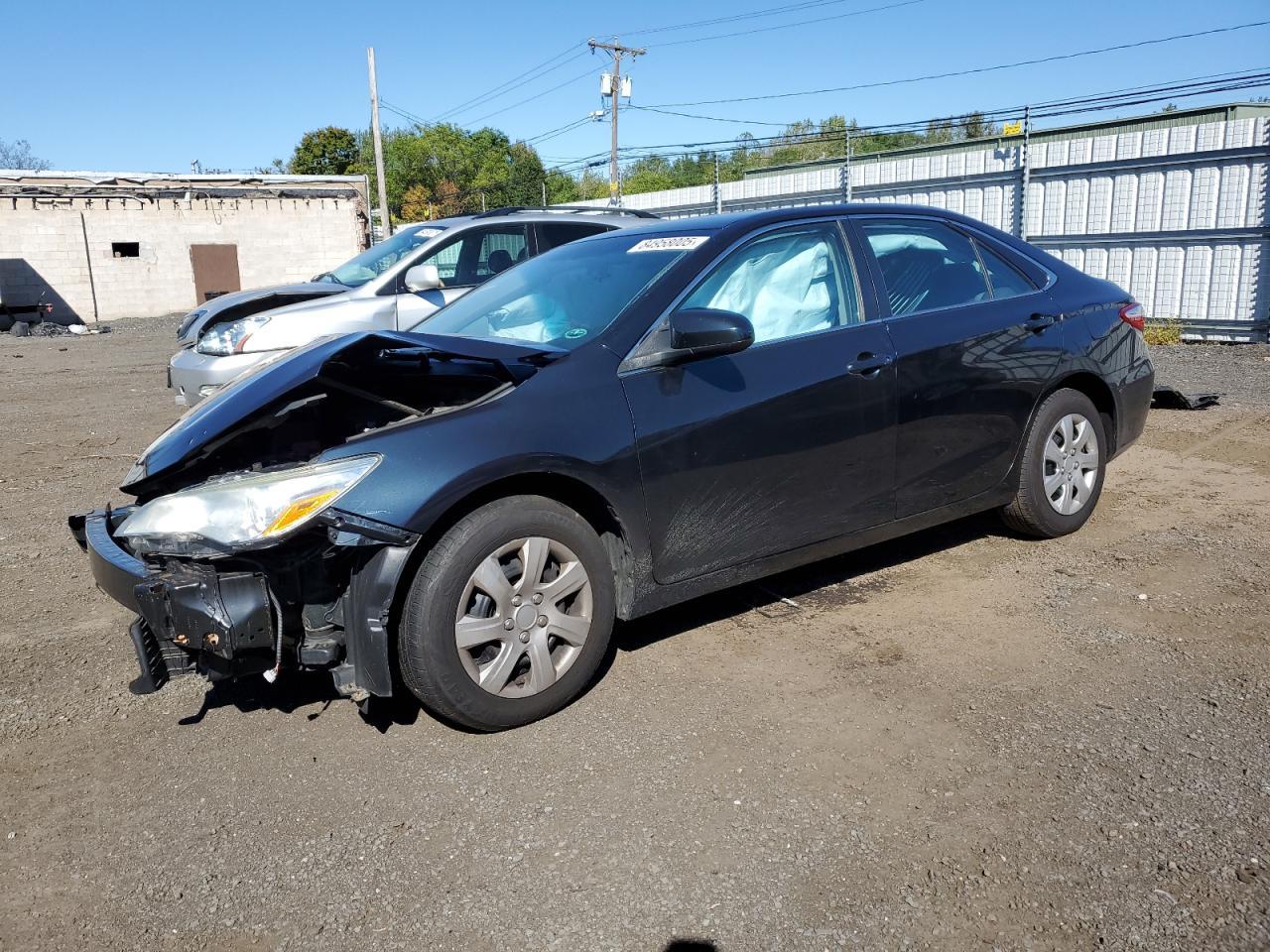2016 TOYOTA CAMRY
