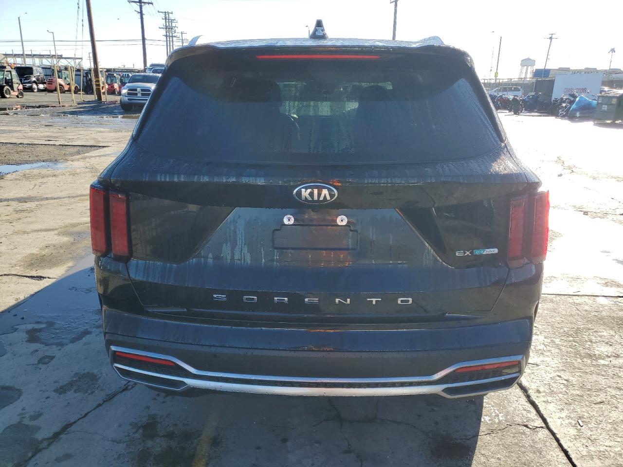 2021 KIA SORENTO