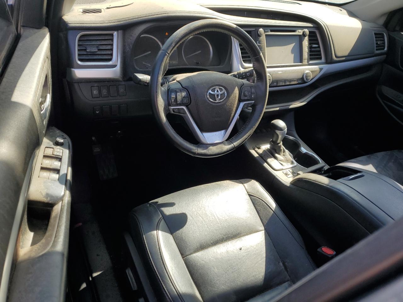 2018 TOYOTA HIGHLANDER