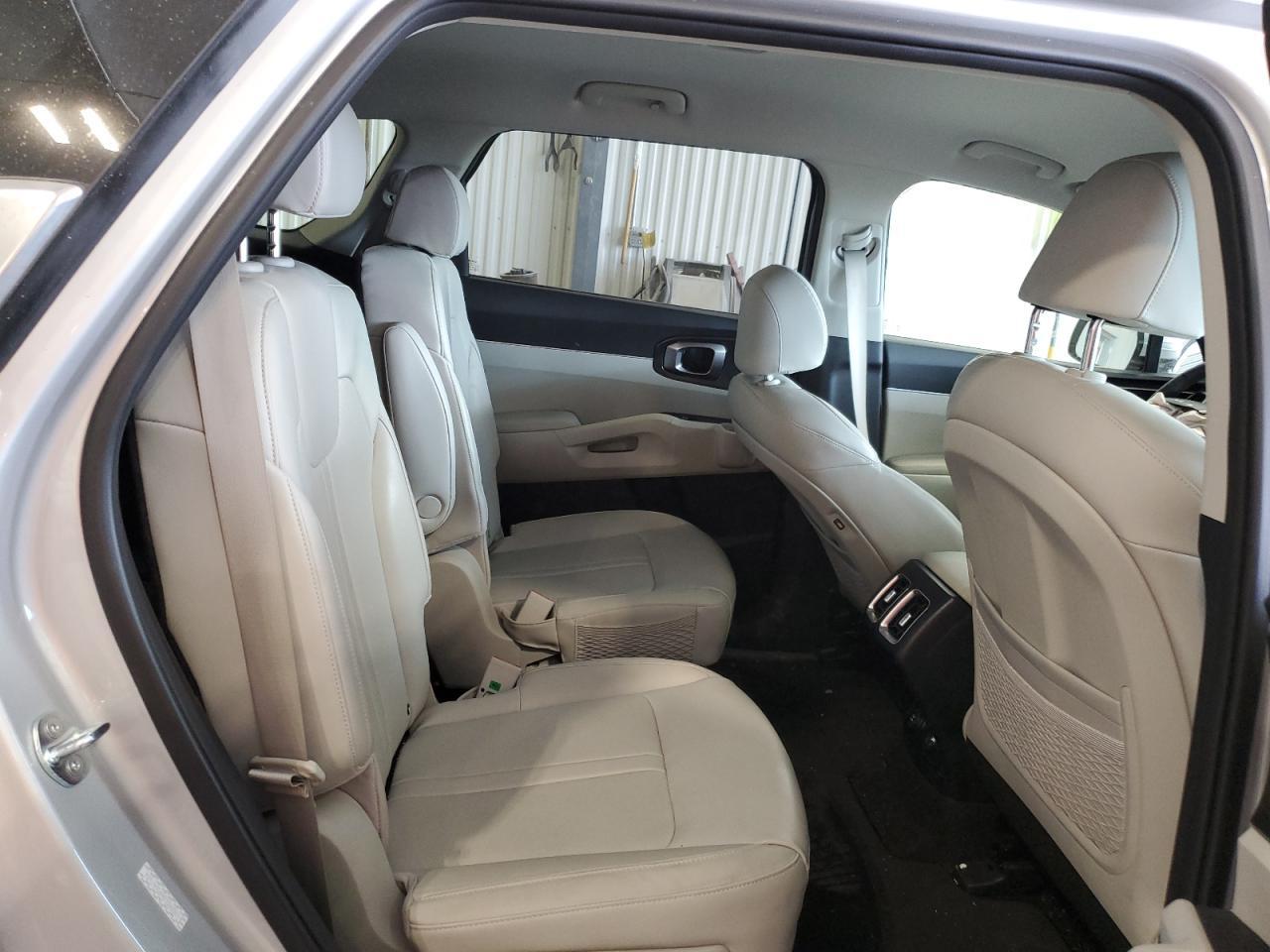 2024 KIA SORENTO