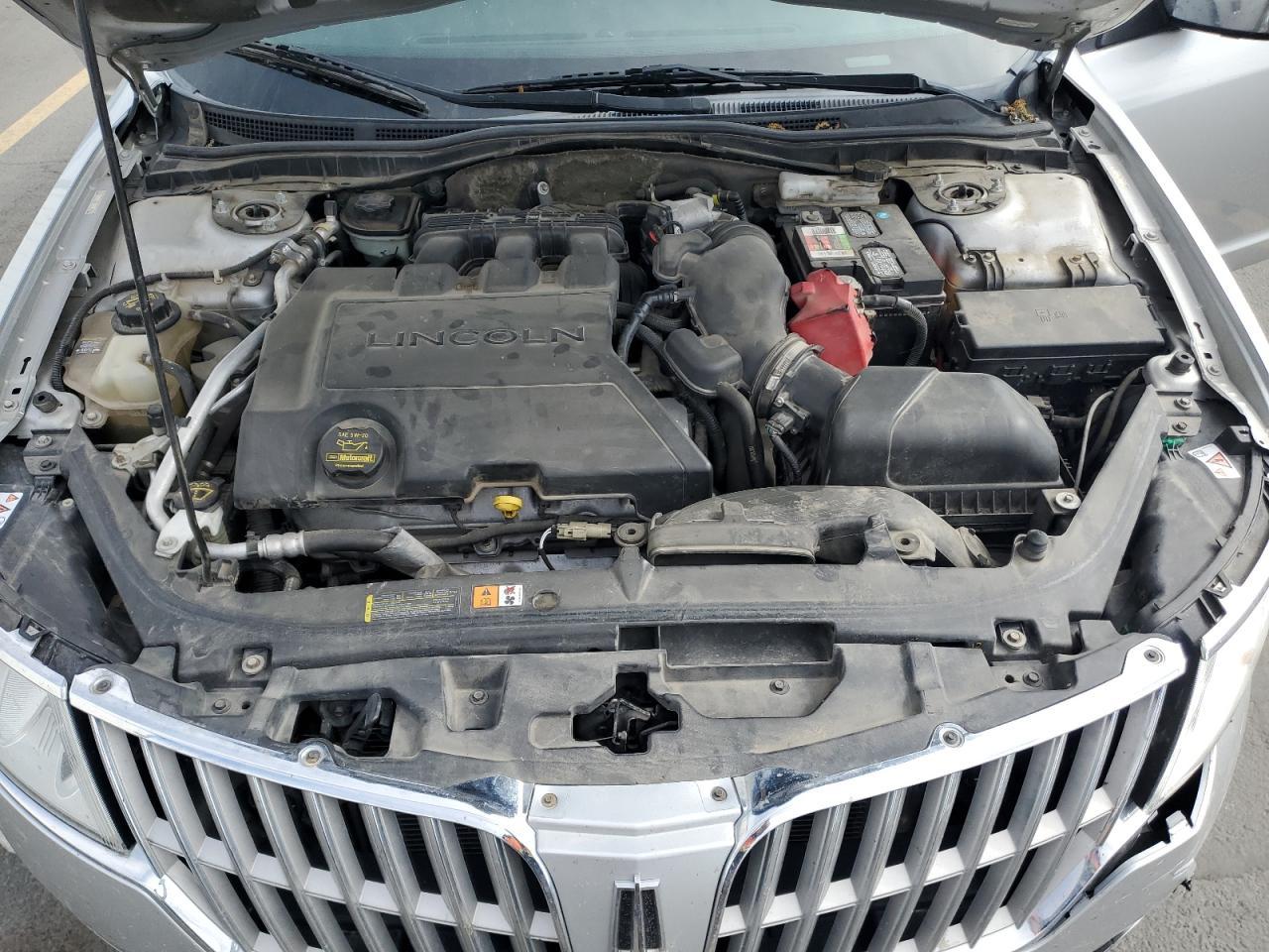 2011 LINCOLN MKZ