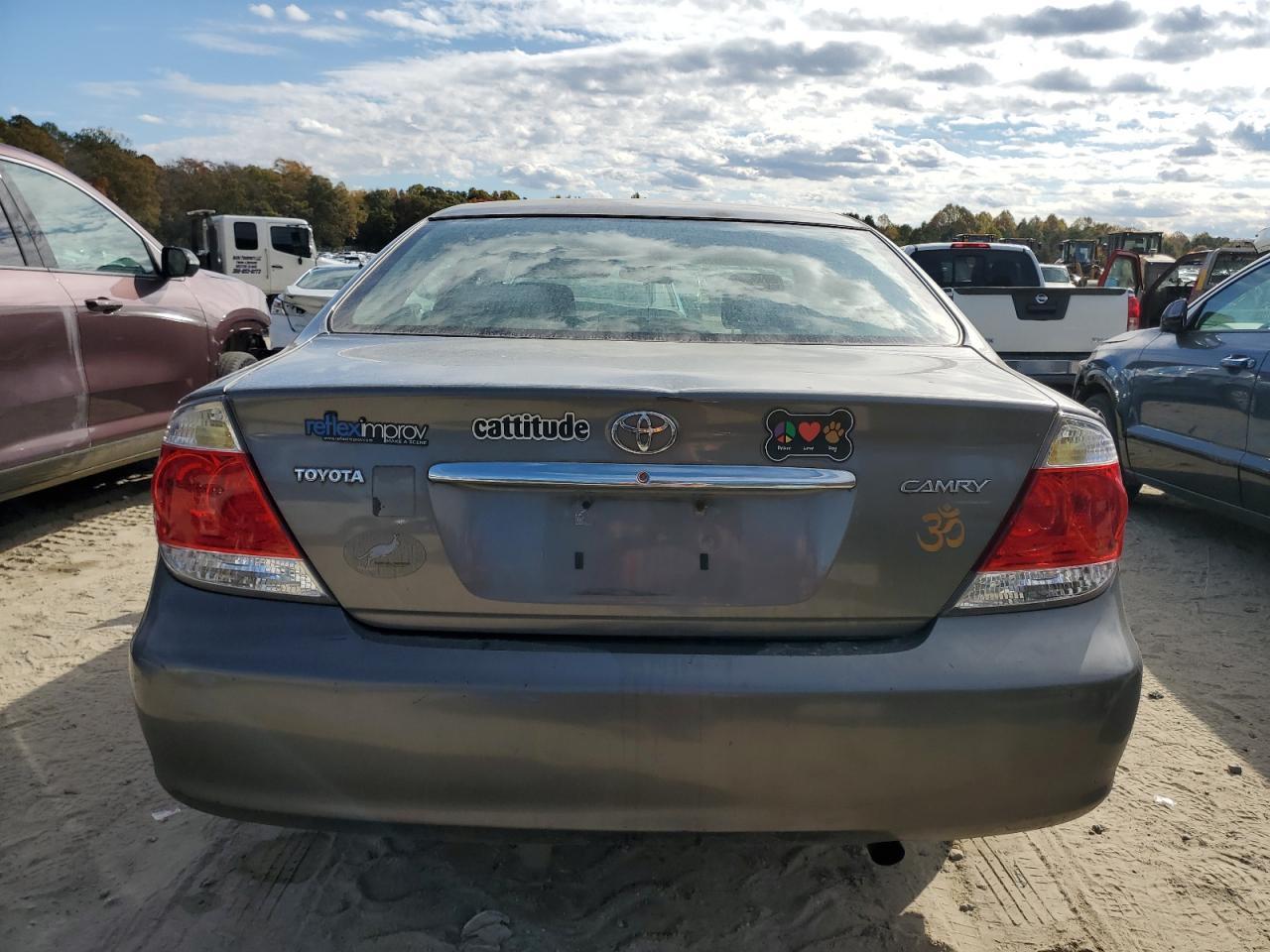 2005 TOYOTA CAMRY