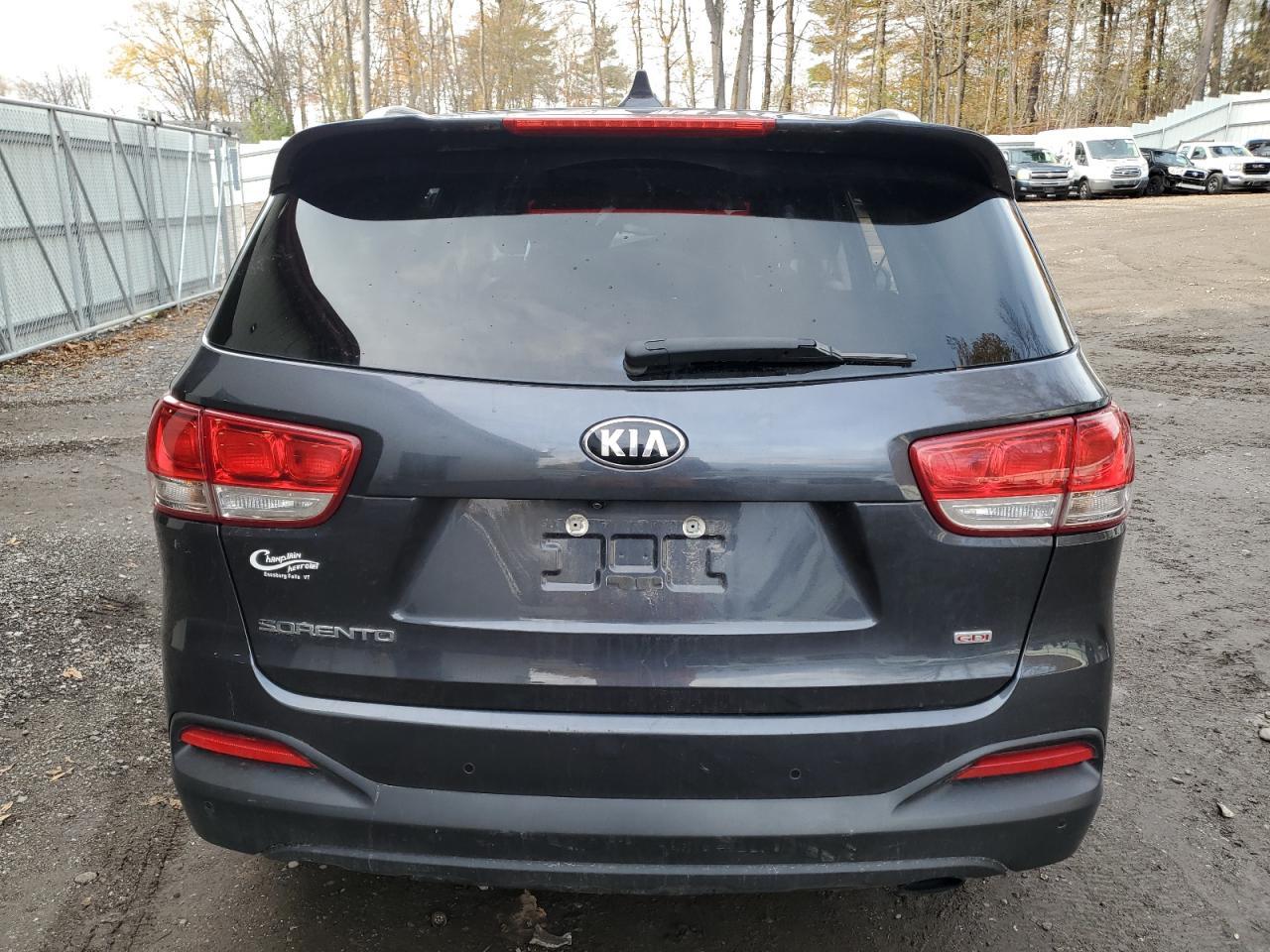 2017 KIA SORENTO